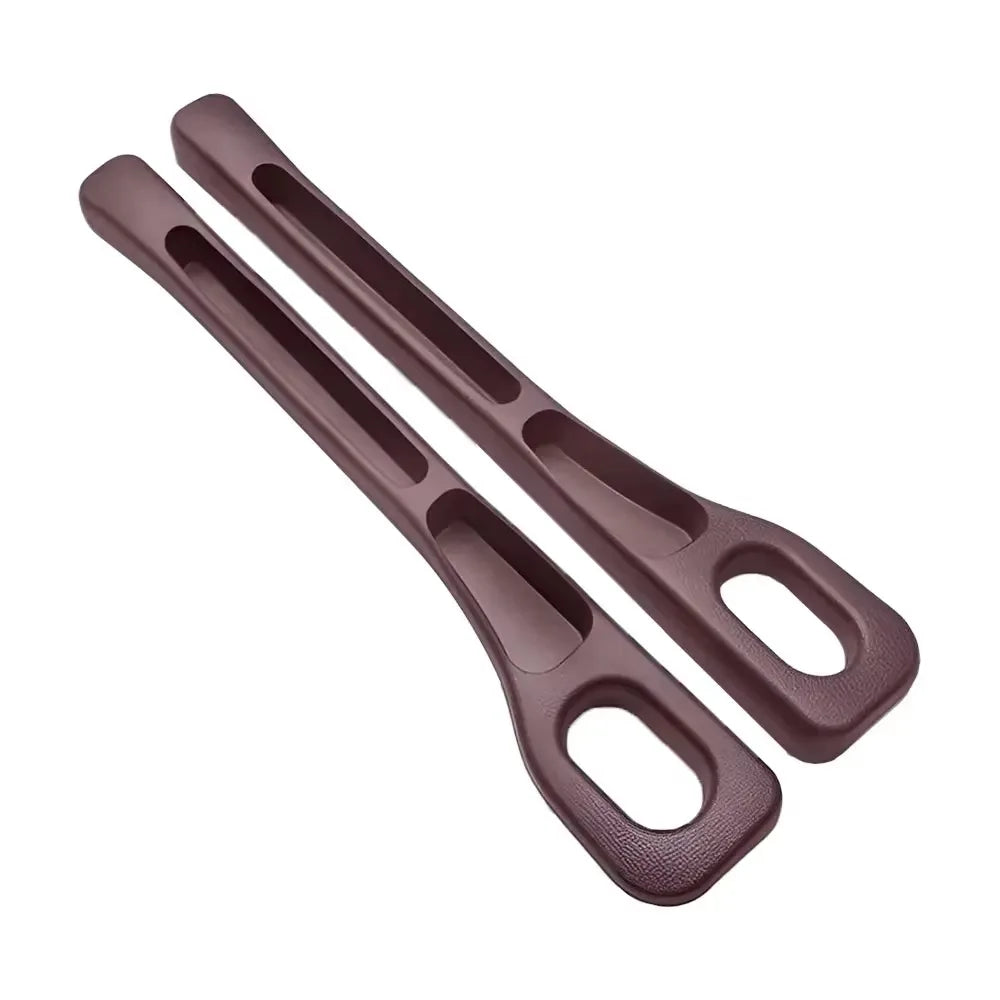 Car seat gap sealant, leak-proof filling strip, seat edge seam protector, and driver's seat storage strip to prevent loss.