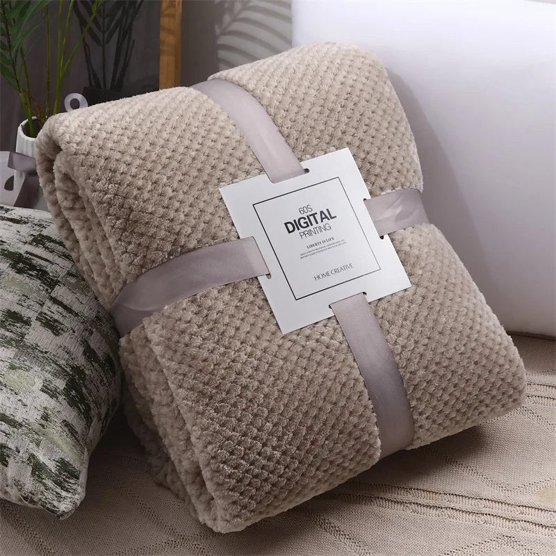 Soft Fleece Baby Blanket – Thick Thermal Swaddle Quilt for Newborn Stroller & Nursery