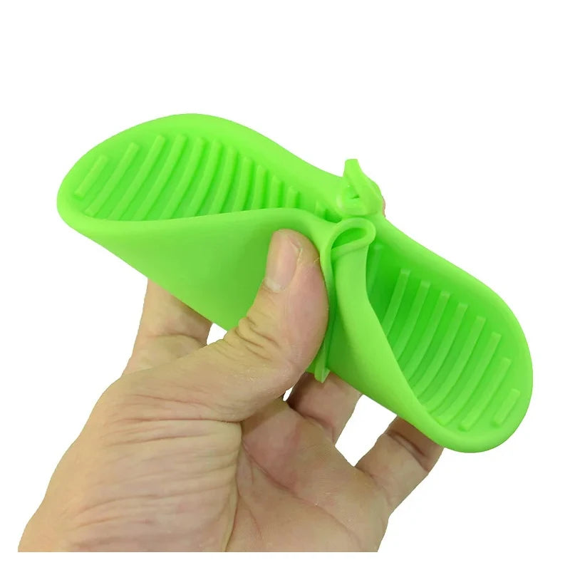 Silicone Oven Mitts – Heat-Resistant Pinch Grips for Cooking, Baking & Pot Handling