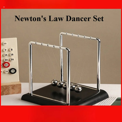 Christmas Newton’s Cradle – Plastic Pendulum Balls for Stress Relief, Office Decor & Creative Gifting