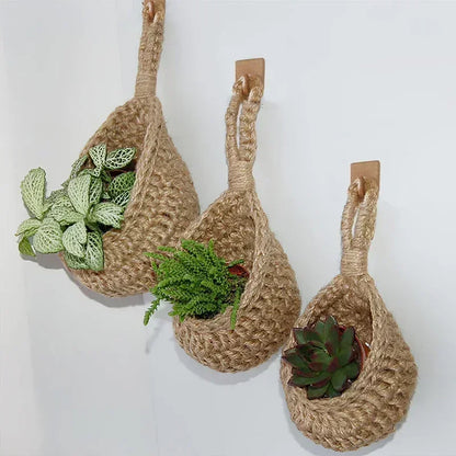 Wall-Mounted Vegetable & Fruit Basket – Natural Wicker Weave Storage for Kitchen and Home Decoration