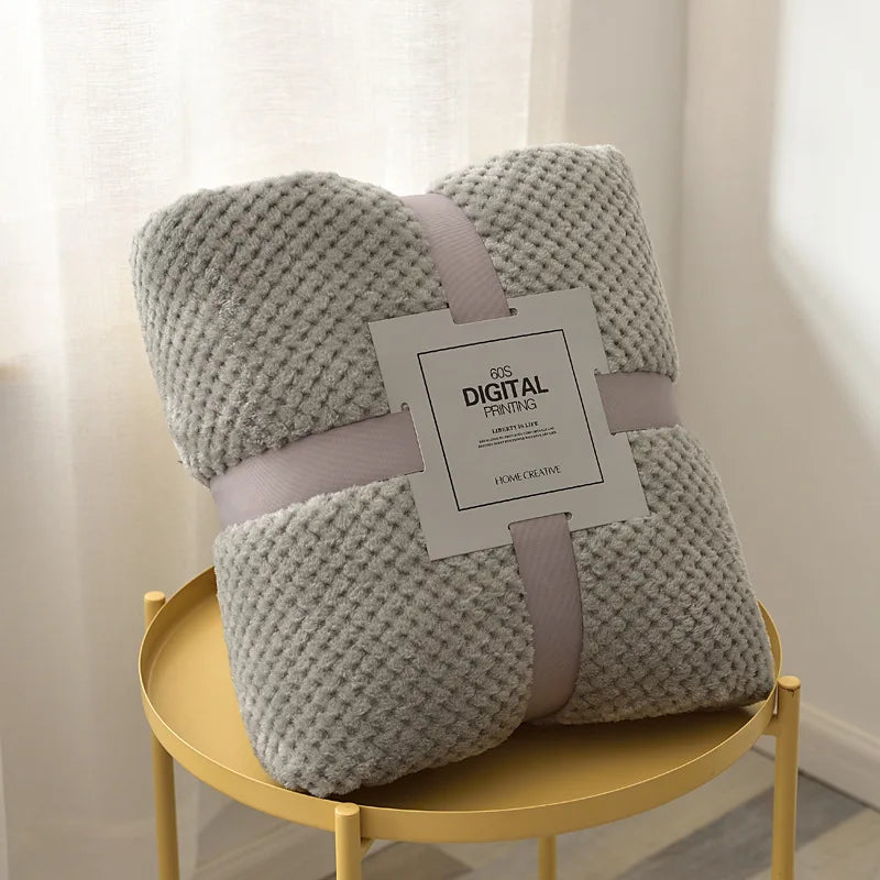 Soft Fleece Baby Blanket – Thick Thermal Swaddle Quilt for Newborn Stroller & Nursery