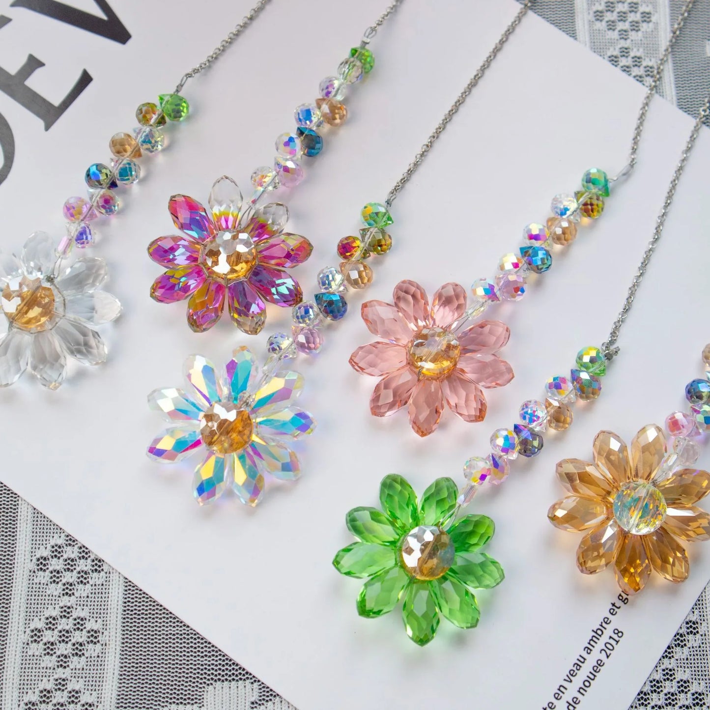 Daisy K9 Crystal Sun Catcher  Window Decors Rainbow Maker Indoor Suncatcher Courtyard Garden Decoration Home Xmas Ornament