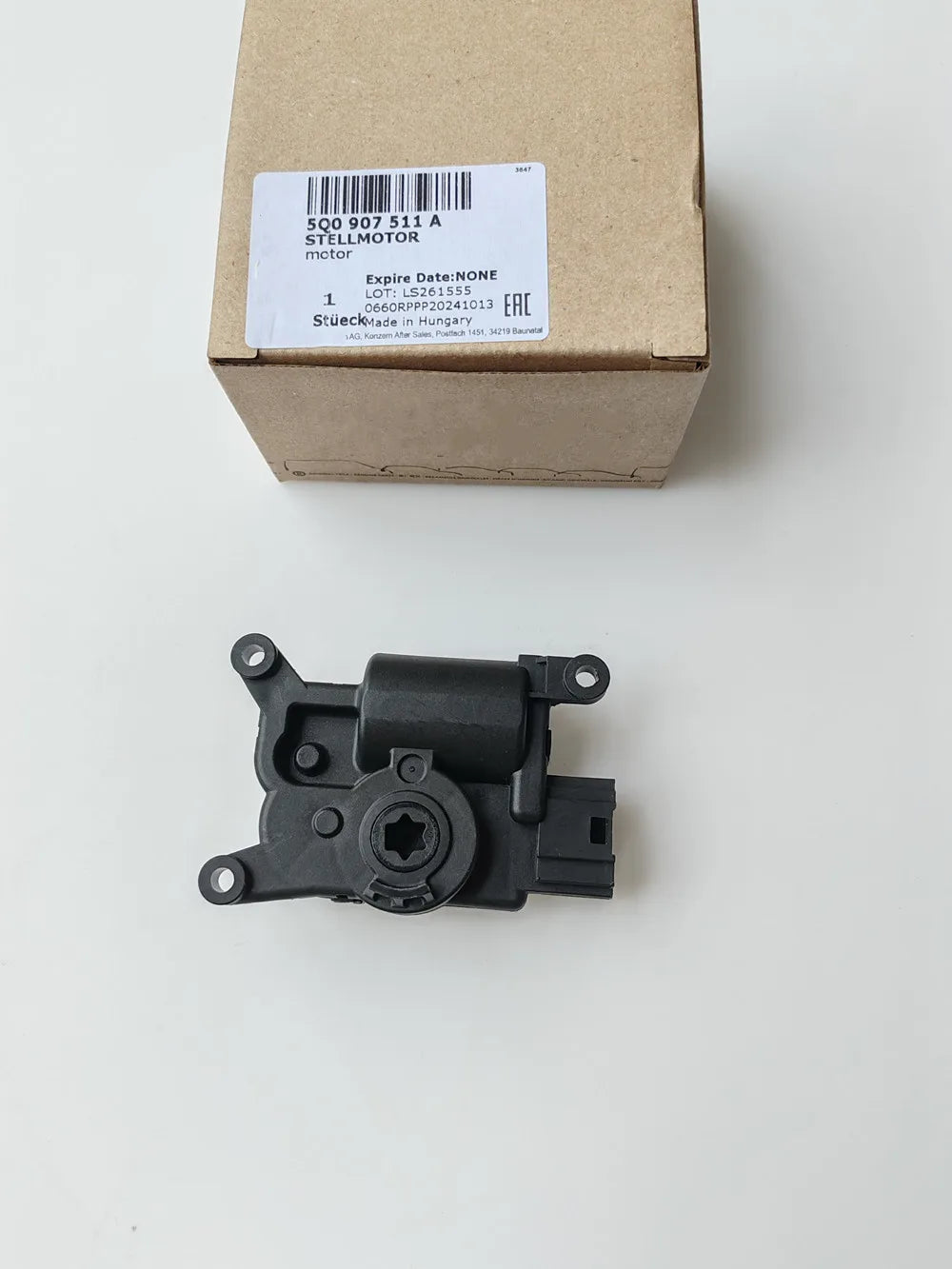 Genuine OEM 5Q0 907 511 A / 5Q0907511A HVAC Heater Flap Actuator Motor 5 pins for VW Variant 3G Golf (5g) AUDI A3 S3 TT SKODA