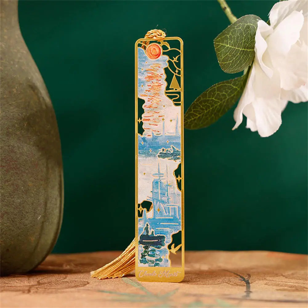 Aesthetic Floral Metal Bookmark – Hollow Brass Book Page Clip for Students & Readers