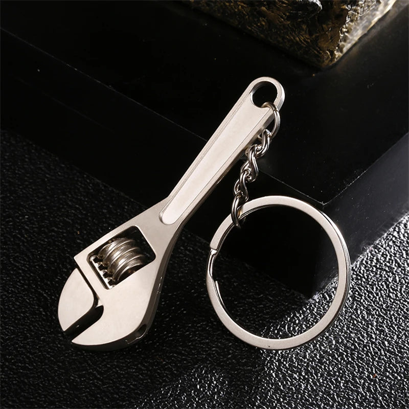 Creative Adjustable Wrench Spanner Keychain – Metal Alloy Key Chain for Men