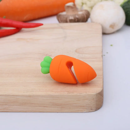 Silicone Carrot & Chicken Leg Pot Lid Lifters – Anti-Overflow Clips for Boil Prevention
