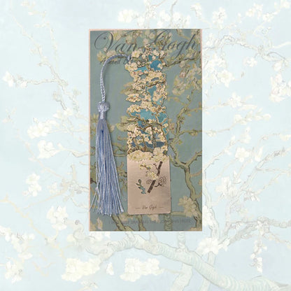 Aesthetic Floral Metal Bookmark – Hollow Brass Book Page Clip for Students & Readers
