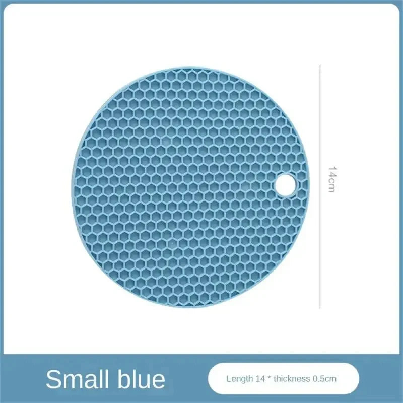 Silicone Heat-Resistant Table Mat – Non-Slip Honeycomb Coaster & Pot Holder for Kitchen, Coffee, and Dining Use