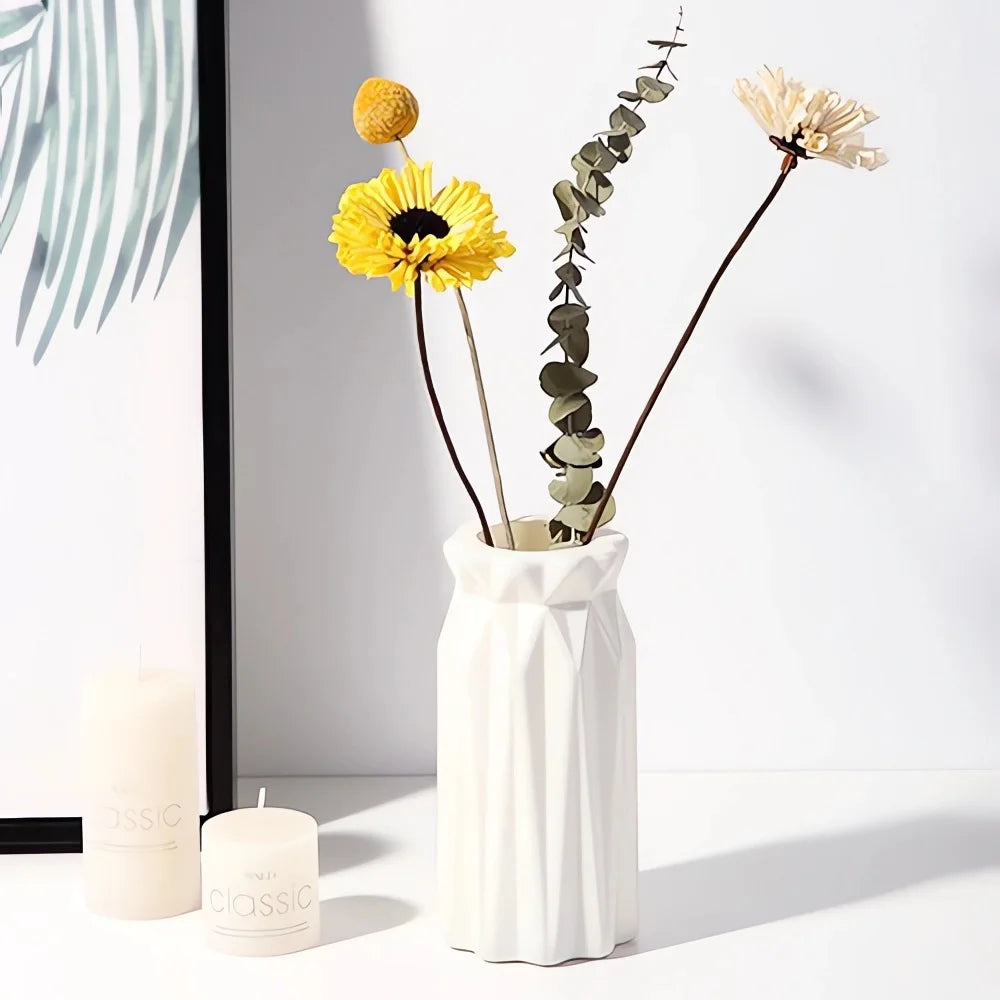 Nordic Plastic Flower Vase – Small Modern Decorative Pot for Living Room, Table, or Office