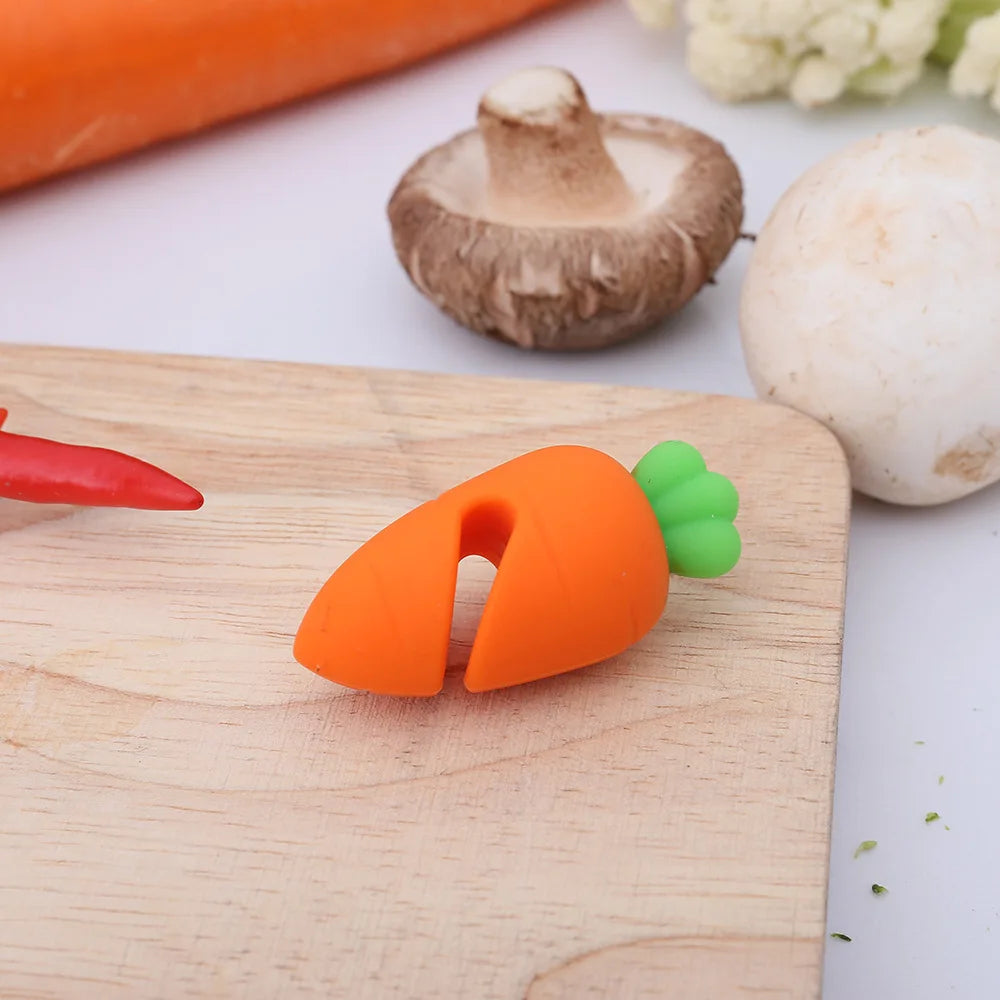 Silicone Carrot & Chicken Leg Pot Lid Lifters – Anti-Overflow Clips for Boil Prevention