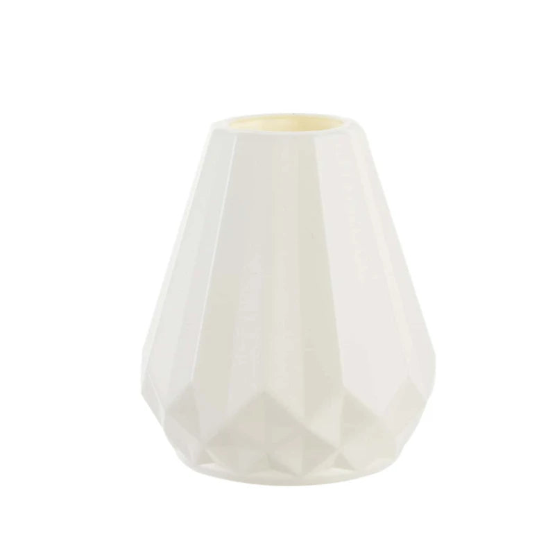 White Imitation Ceramic Plastic Vase – Nordic Decorative Flower Pot for Home, Wedding, or Table Centerpiece