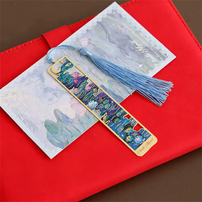 Aesthetic Floral Metal Bookmark – Hollow Brass Book Page Clip for Students & Readers