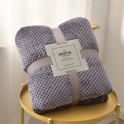 Soft Fleece Baby Blanket – Thick Thermal Swaddle Quilt for Newborn Stroller & Nursery