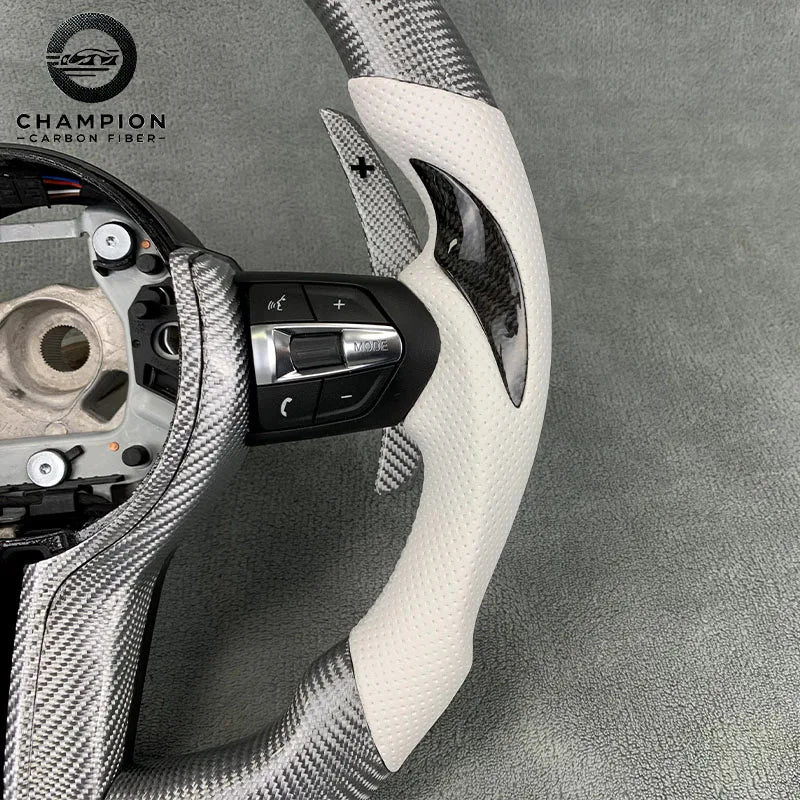 For BMW X4 X5 X2 X3 F80 F18 F20 F30 F31 F22 F23 F10 F11 Sport Carbon Fiber Steering Wheel LED Display Automotive Interior