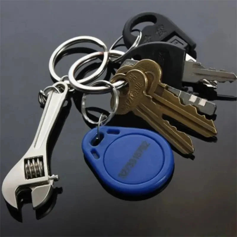 Creative Adjustable Wrench Spanner Keychain – Metal Alloy Key Chain for Men