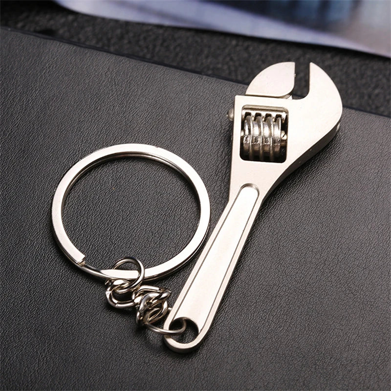 Creative Adjustable Wrench Spanner Keychain – Metal Alloy Key Chain for Men