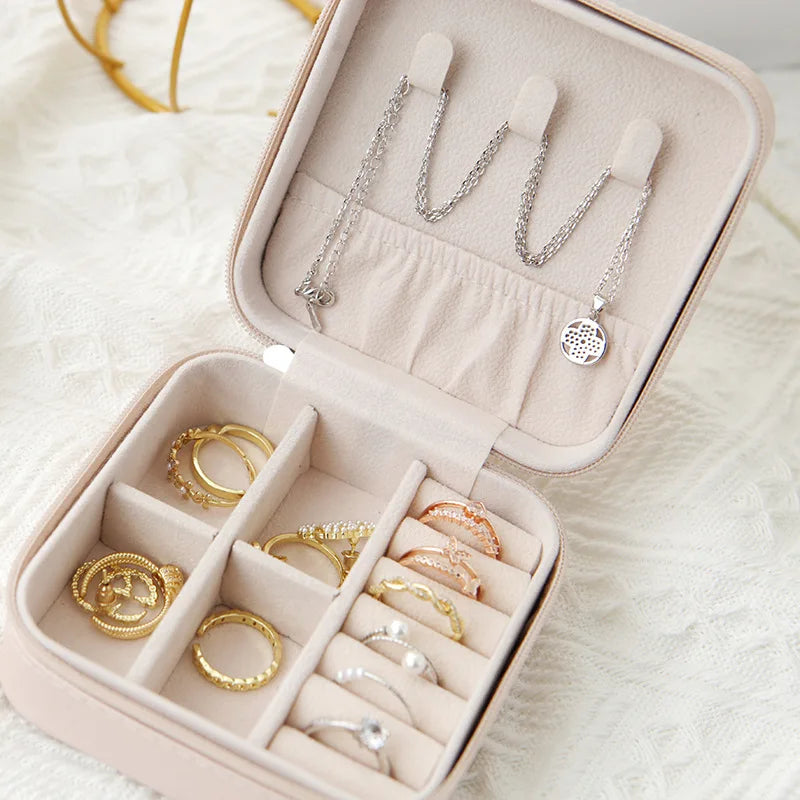Travel Jewelry Storage Box – Leather Single Layer Organizer for Rings, Earrings & Accessories
