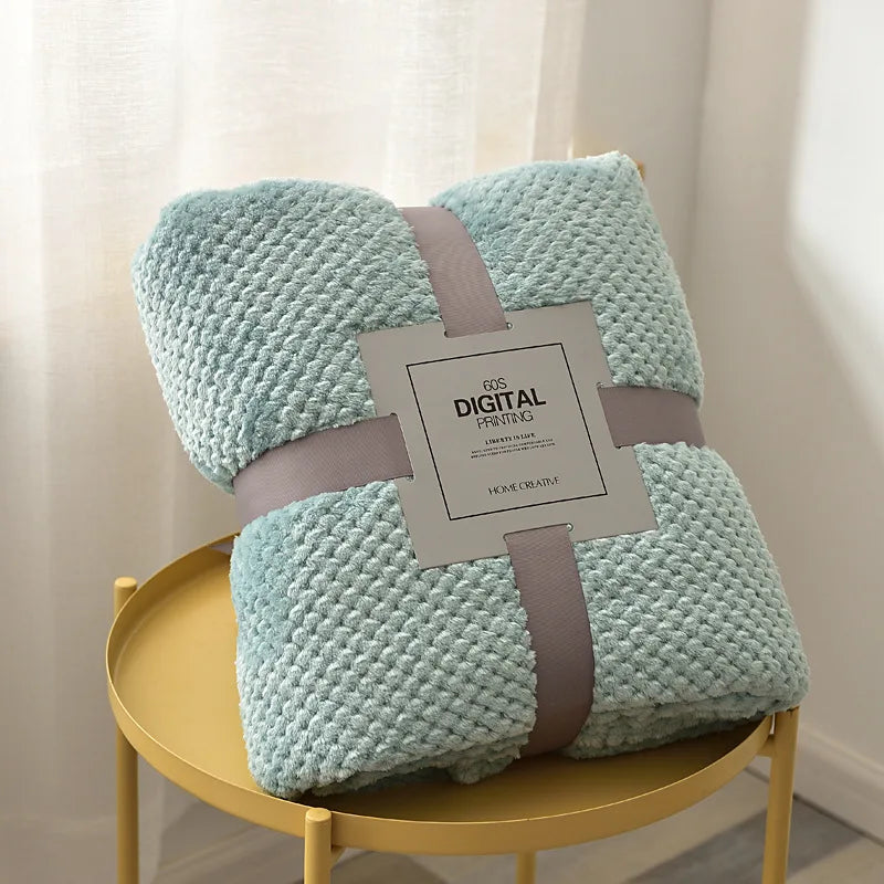 Soft Fleece Baby Blanket – Thick Thermal Swaddle Quilt for Newborn Stroller & Nursery